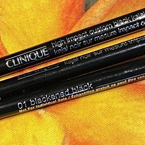 CLINIQUE High Impact Custom Black Eye Pencil